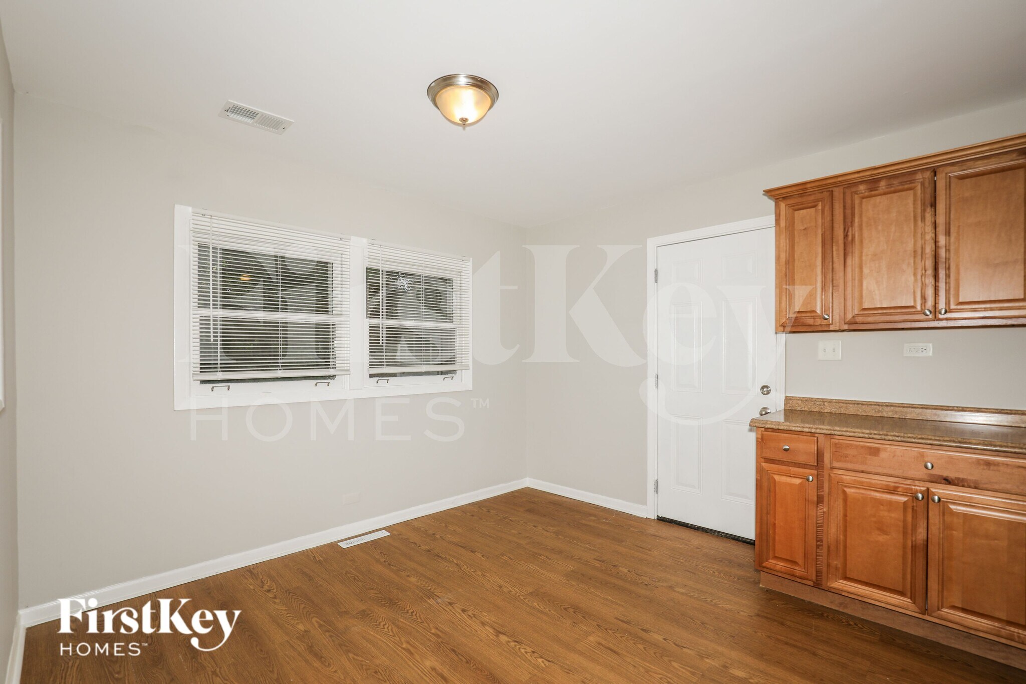 Building Photo - 12865 W Highland Ave