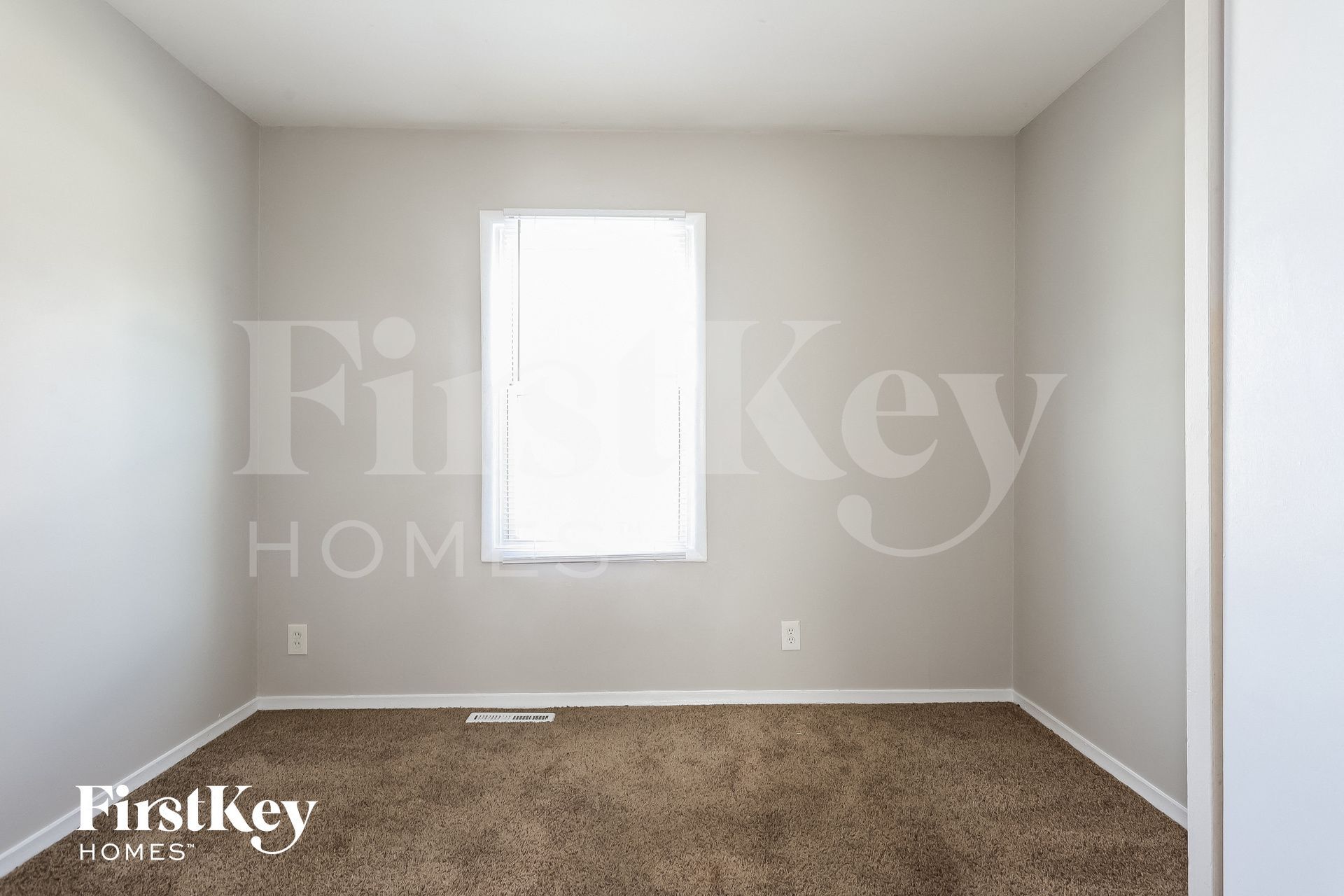 Building Photo - 315 Four Winds Way