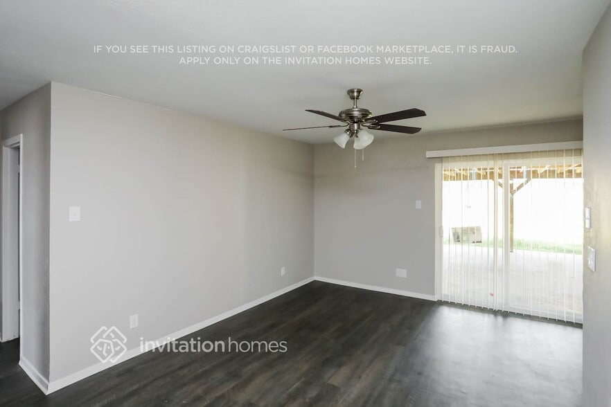 Building Photo - 215 Adams St