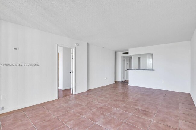 Building Photo - 1770 NE 191st St