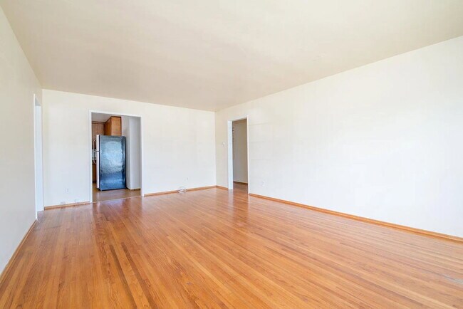 Building Photo - 4988 63rd St