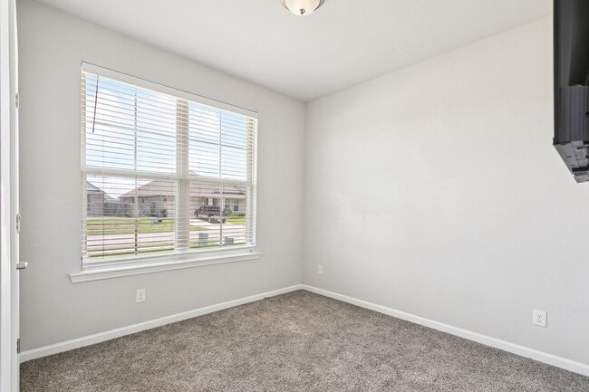Building Photo - Beautiful Slidell home!