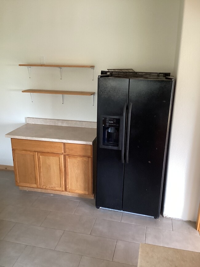 Building Photo - 442 NE 1st St