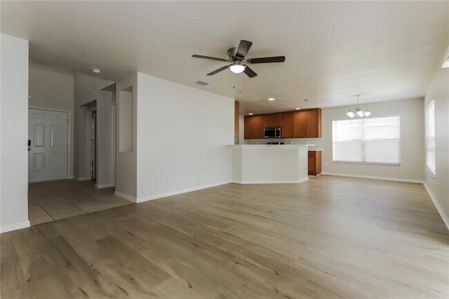 Building Photo - 11420 Bay Gardens Loop