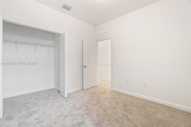 Building Photo - 1870 SE 26th Ter