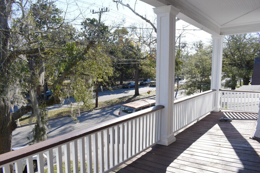 Building Photo - 215 N 5th Ave