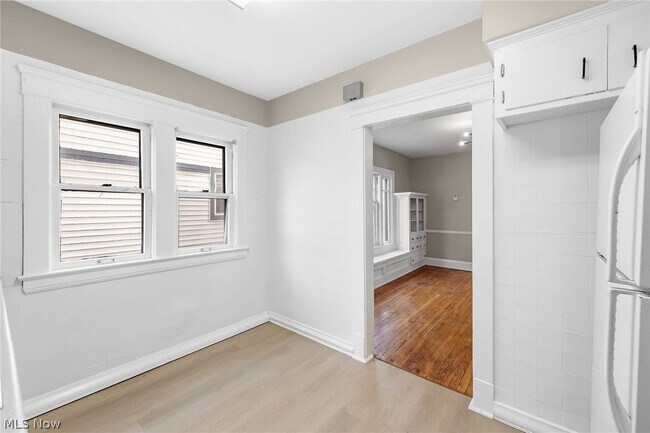 Building Photo - 1695 Glenmont Rd