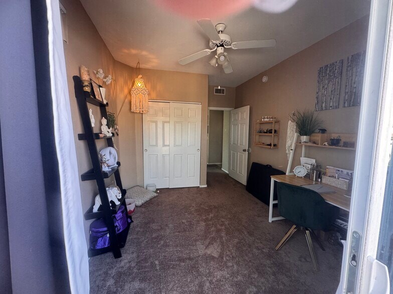 Building Photo - 3236 E Chandler Blvd