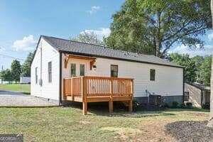 Building Photo - 1560 Sams St