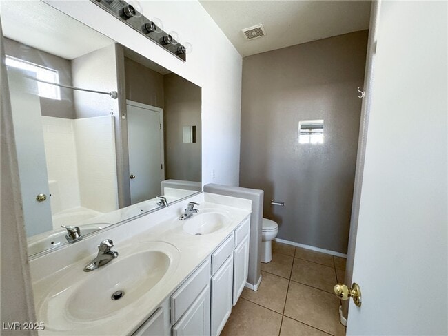 Building Photo - 6623 Brick House Ave