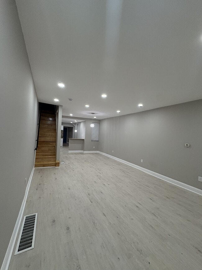 Building Photo - 2229 N Hancock St