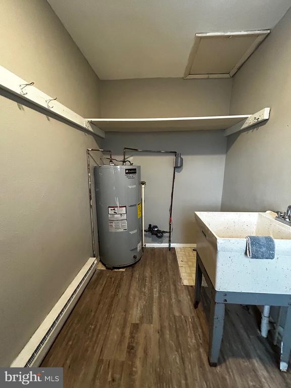 Building Photo - 316 S Griffith Dr