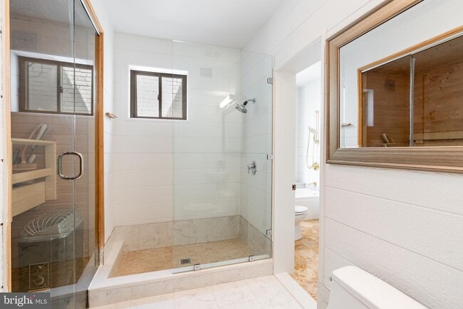 Building Photo - 1683 35th St NW