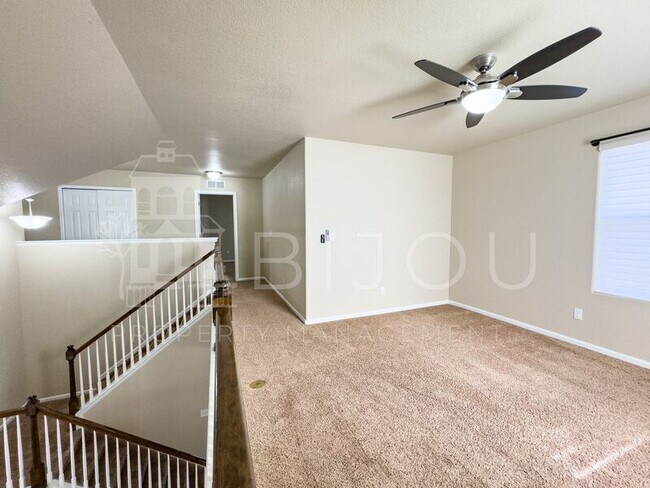 Building Photo - 9647 Carnival Ln