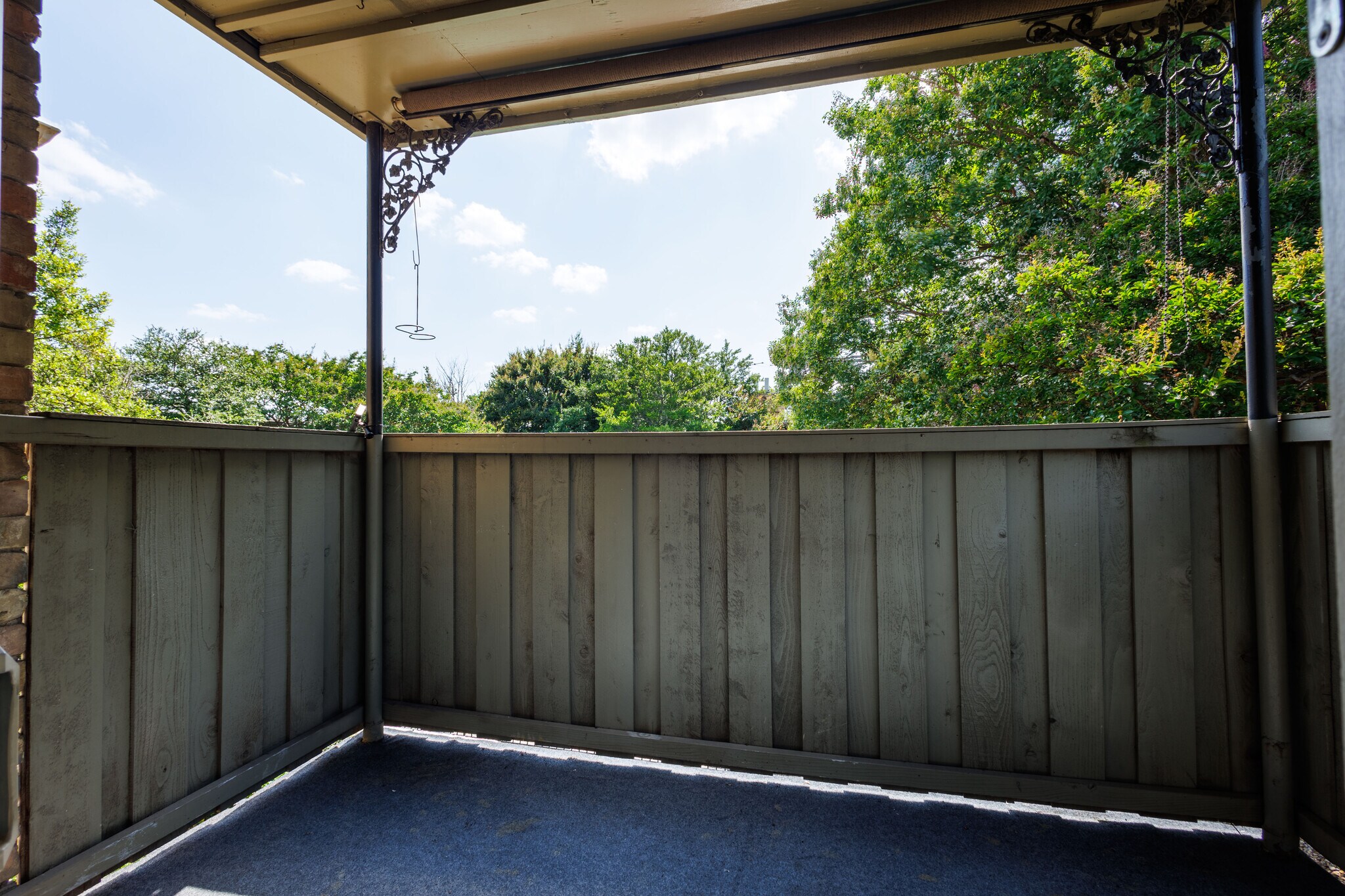Balcony - 7704 Meadow Rd