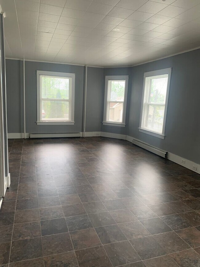 Building Photo - 51-53 KREISEL TER AMSTERDAM, NY 12010