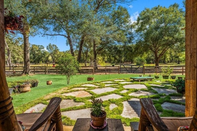 Building Photo - Country Living Rental on 26+ Acres!