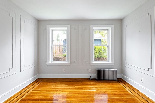 Building Photo - 346 Union Ave LLC