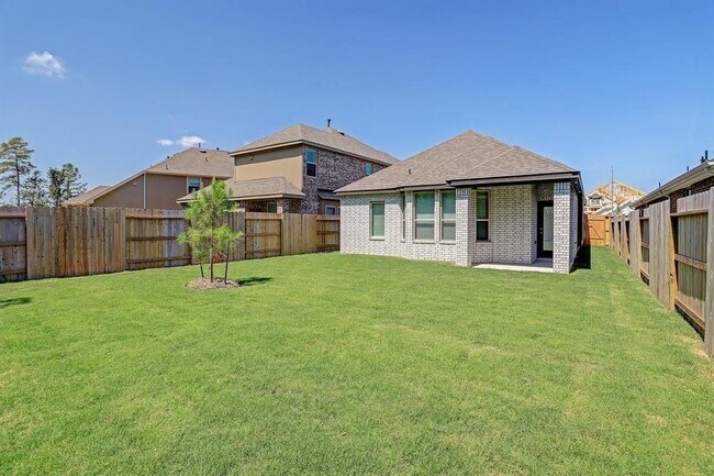 Building Photo - 16314 Apache Wds Wy