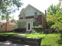 Building Photo - 1217 S Vine St
