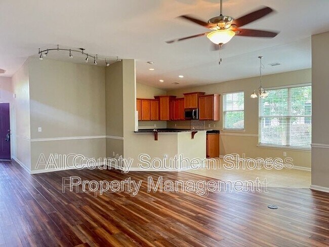 Building Photo - 1628 Fairforest Ct