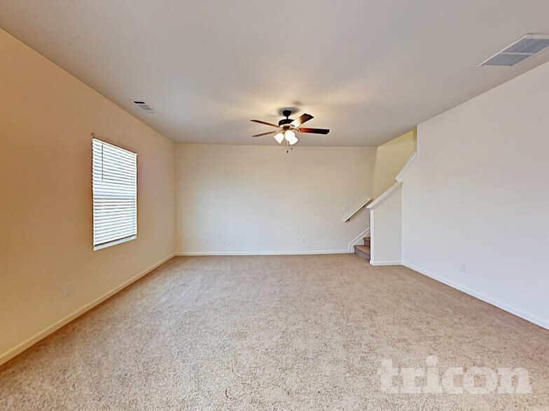 Building Photo - 170 Alexander Ln