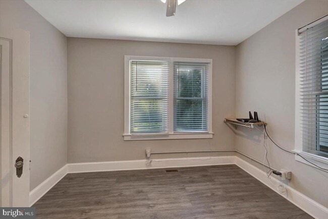 Building Photo - 1523 Beaver Heights Ln