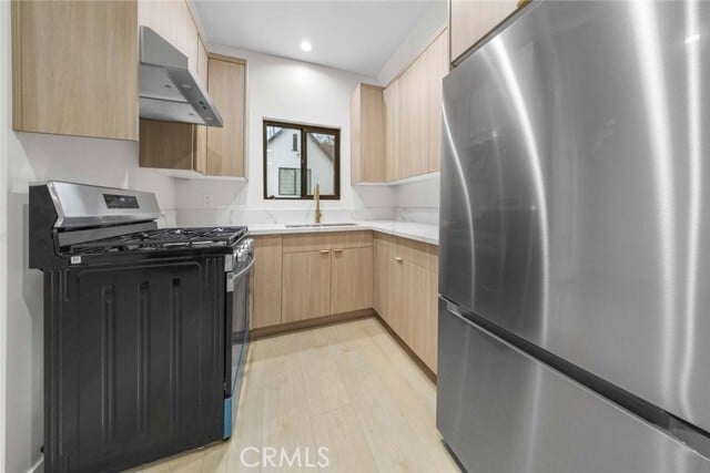 Building Photo - 1324 Winchester Ave