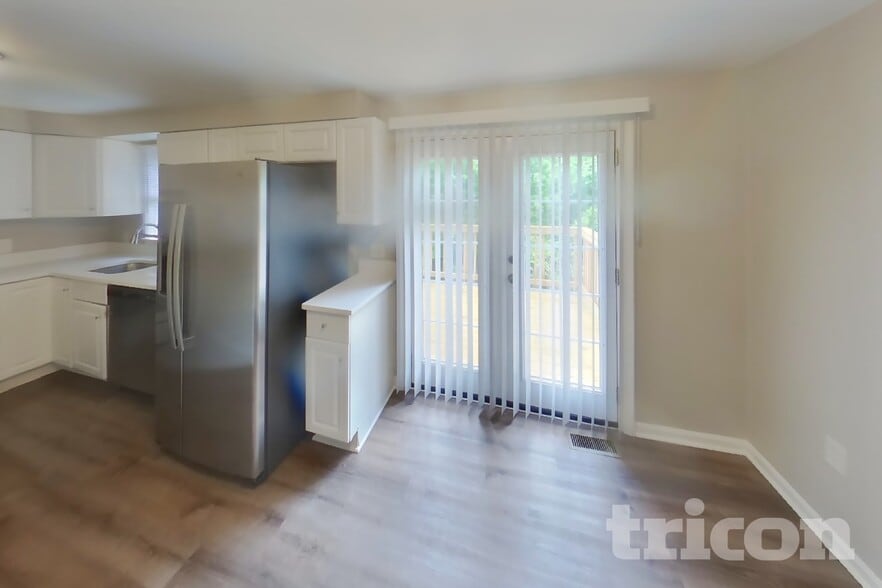 Building Photo - 13 Craftsman Ct