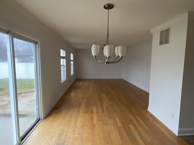 Building Photo - 12465 Shelby Pl