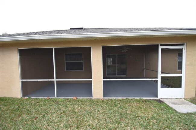 Building Photo - 26 Roller Ln