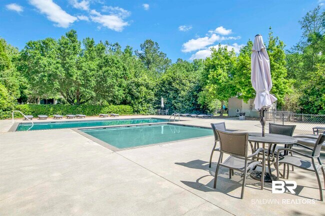 Building Photo - 32491 Water View Dr E