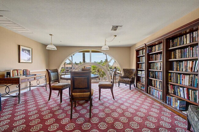 Building Photo - 4200 N Miller Rd