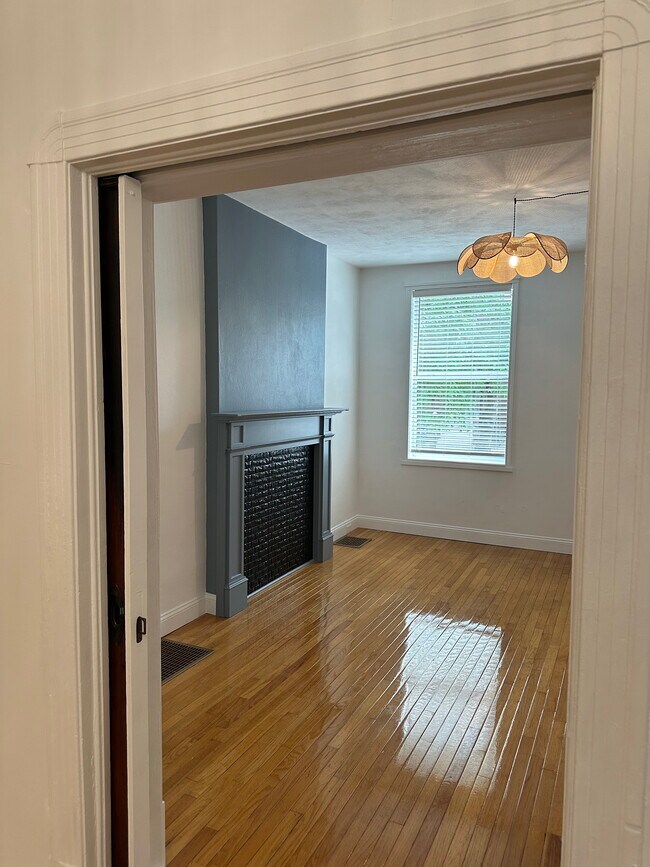 Building Photo - 4269 Botanical Ave