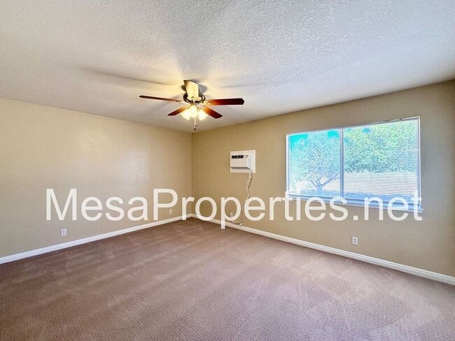 Building Photo - 21150 Nandina St