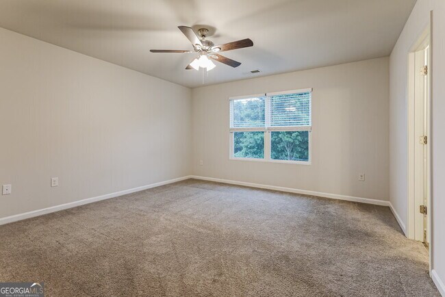 Building Photo - 251 Hamilton Pointe Dr
