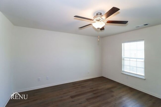 Building Photo - Coming Soon!