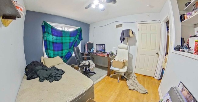 Building Photo - Patio + Fenced-In Yard+ Pet Friendly + Garage Parking + Washer & Dryer! Available August 1st!