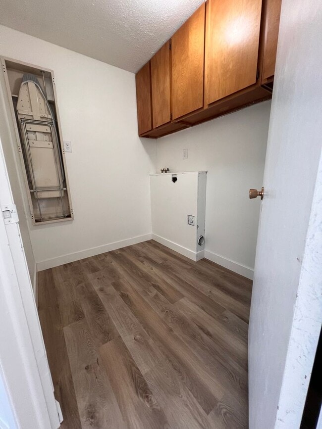 Building Photo - Remodeled Home in Ephrata