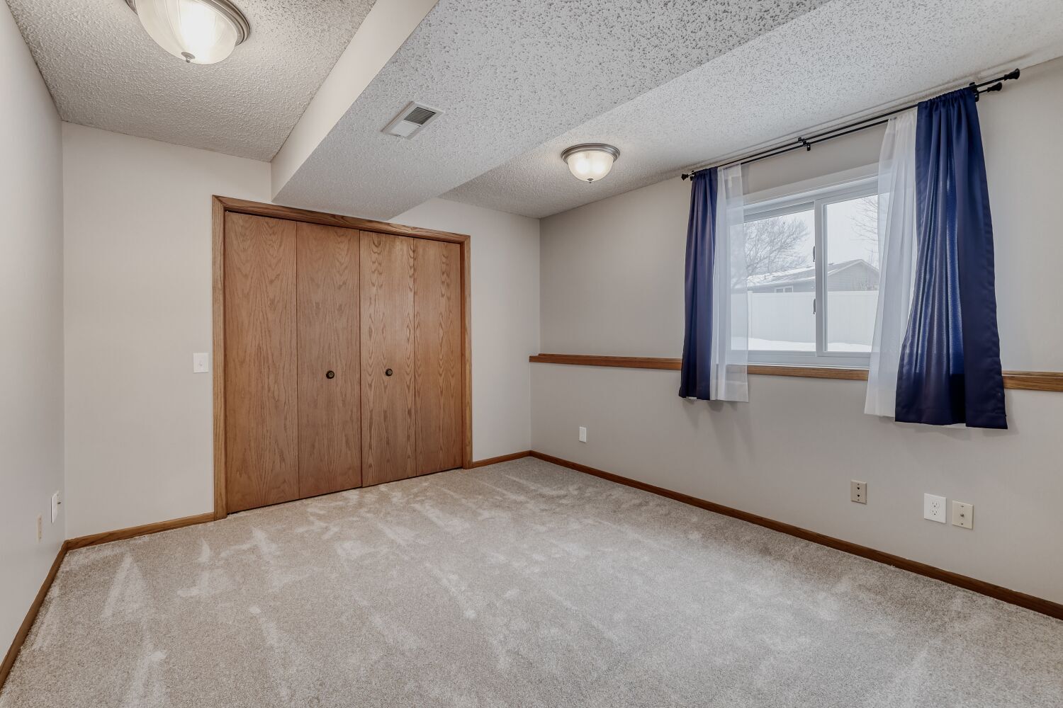 Building Photo - 20575 Jade Cir