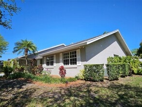Building Photo - 14863 SW 152nd Pl