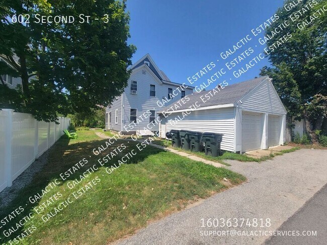 Building Photo - 602 Second St-3