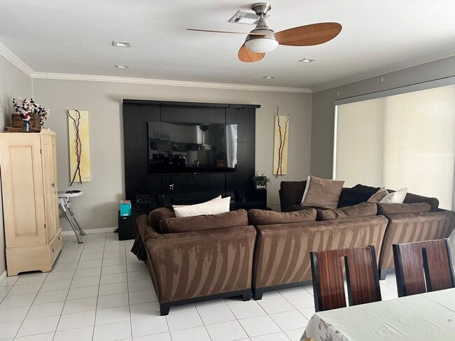 Building Photo - 18280 Coral Isles Dr