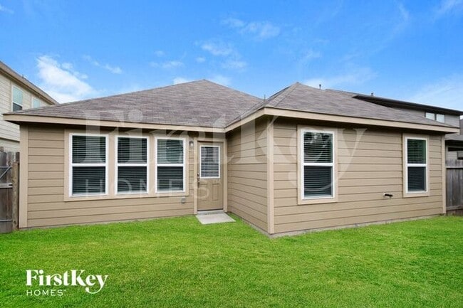 Building Photo - 16365 Olive Sparrow Dr