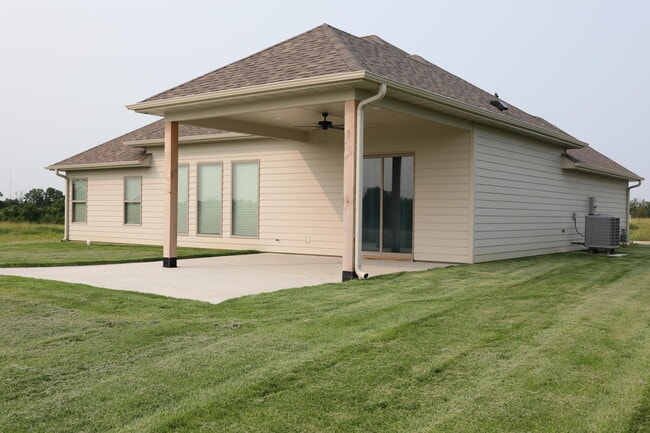 Building Photo - 4512 Estacada Dr