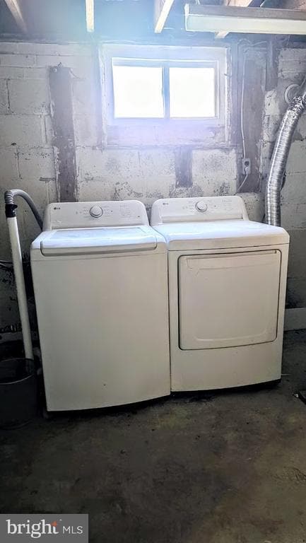 Building Photo - 12217 Valleywood Dr