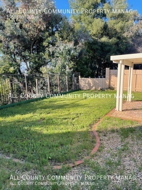 Building Photo - 39636 Knollridge Dr