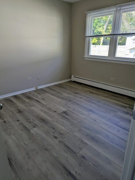 Building Photo - 350 Prairie Ave