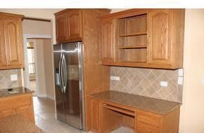 Building Photo - 2112 Kangaroo Trl