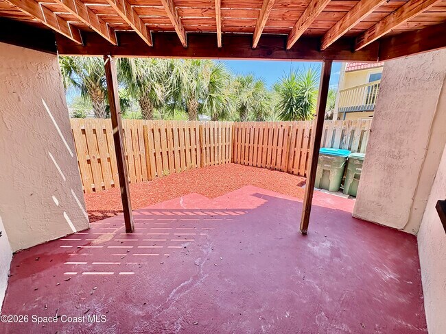 Building Photo - 8787 Live Oak Ct
